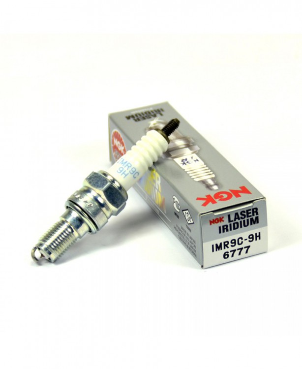 NGK Свеча зажигания IMR9C-9H, аналог Denso VUH27D