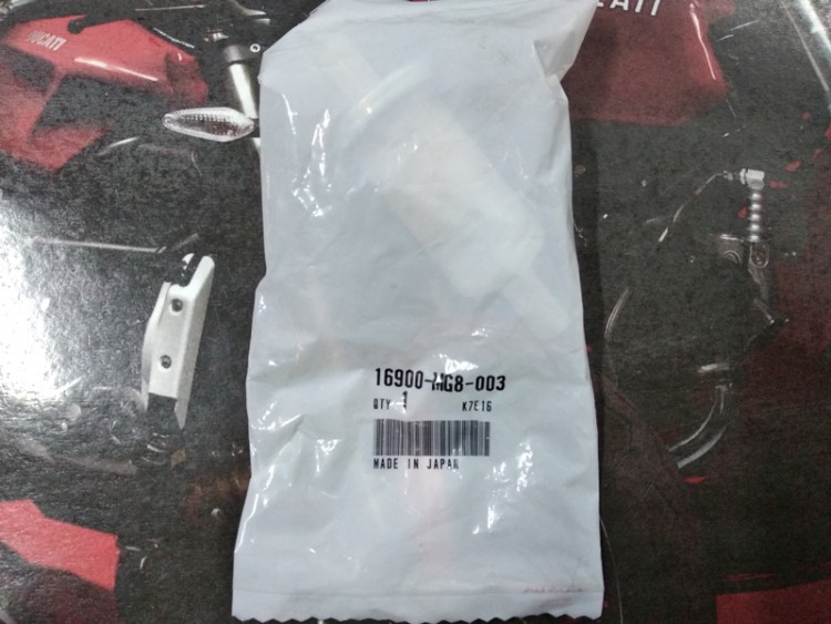 HONDA Топливный фильтр 16900-MG8-003
