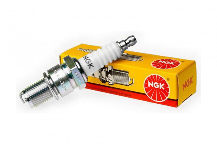 NGK Свеча зажигания CR8EIA-9, аналог Denso IU24