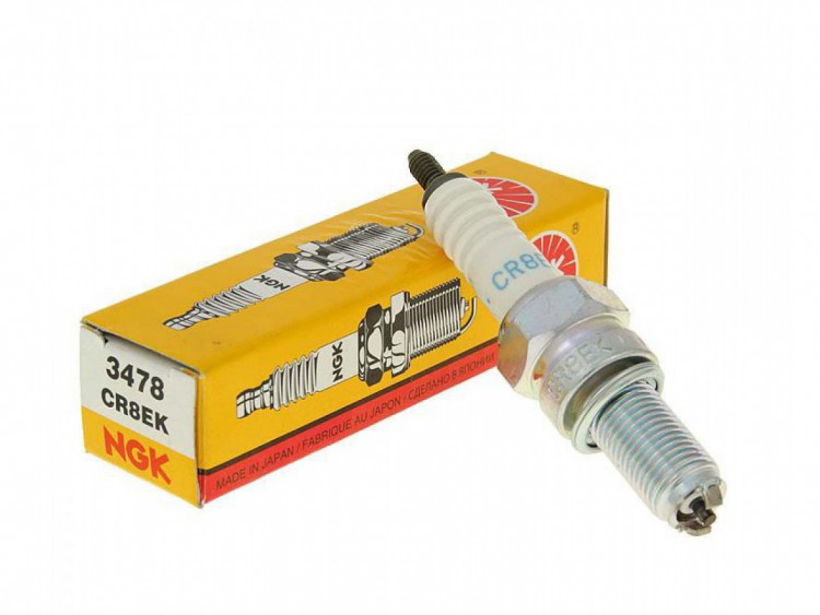 NGK Свеча зажигания CR8EK, аналог Denso U24ETR