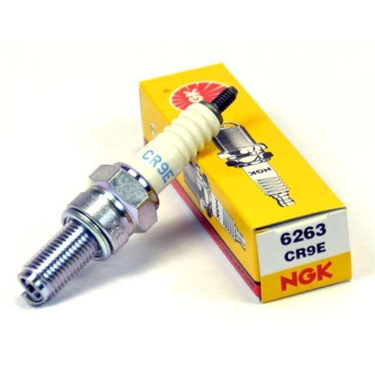NGK Свеча зажигания CR9E, аналог Denso U27ESR-N