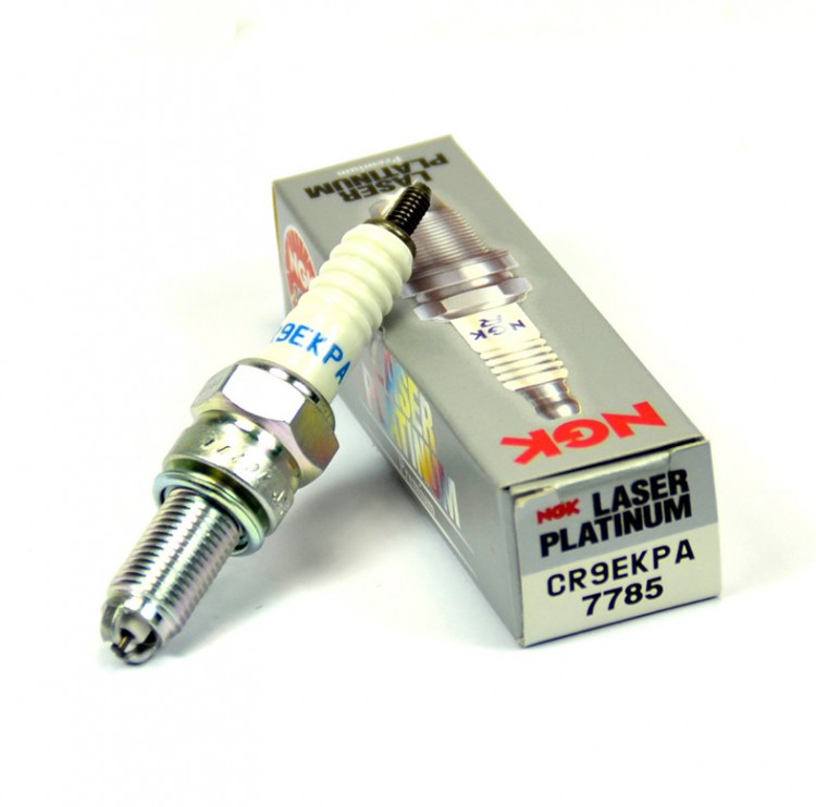 NGK Свеча зажигания CR9EKPA, аналог Denso IU27A