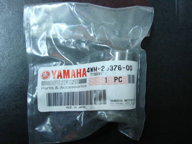 Оригинальная  втулка Yamaha  4WM-25376-00-00